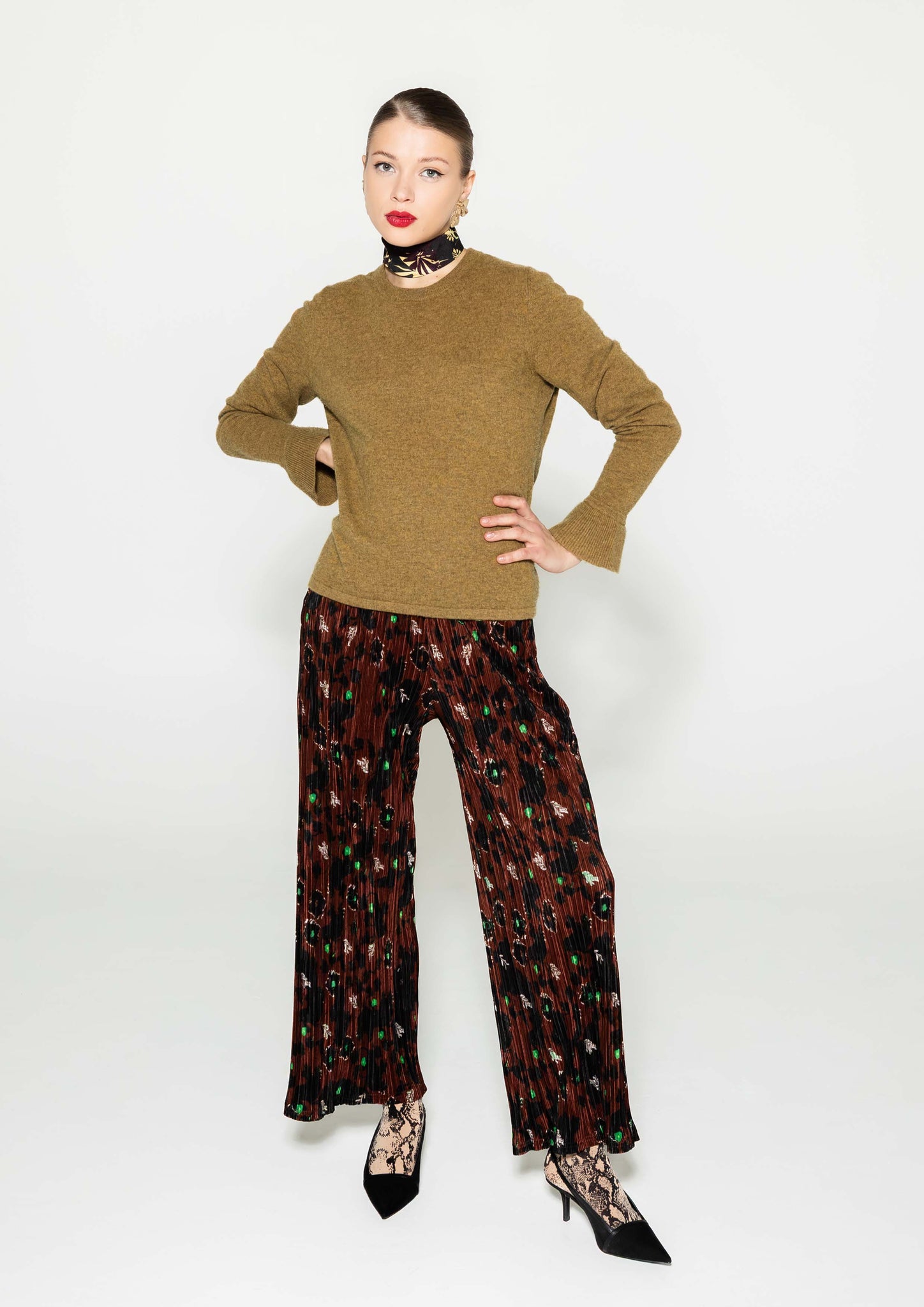 PIXIE cashmere sweater/olive brown